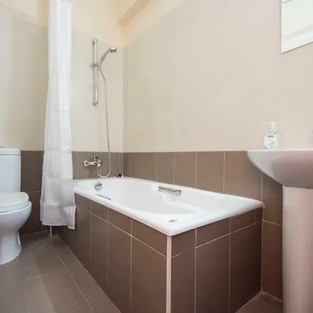 Apartament Ria Flat 402 *