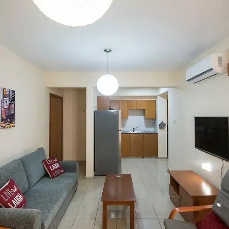 Ria Flat 402 * Larnaca