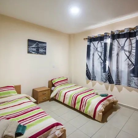 Ria Flat 402 * Larnaca